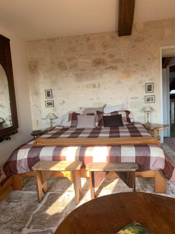 Chambre Vigne, Piscine Spa Fitness Lugon et l’Ile du Carney Buitenkant foto