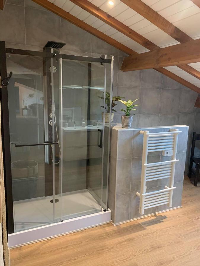 Chambre Vigne, Piscine Spa Fitness Lugon et l’Ile du Carney Buitenkant foto