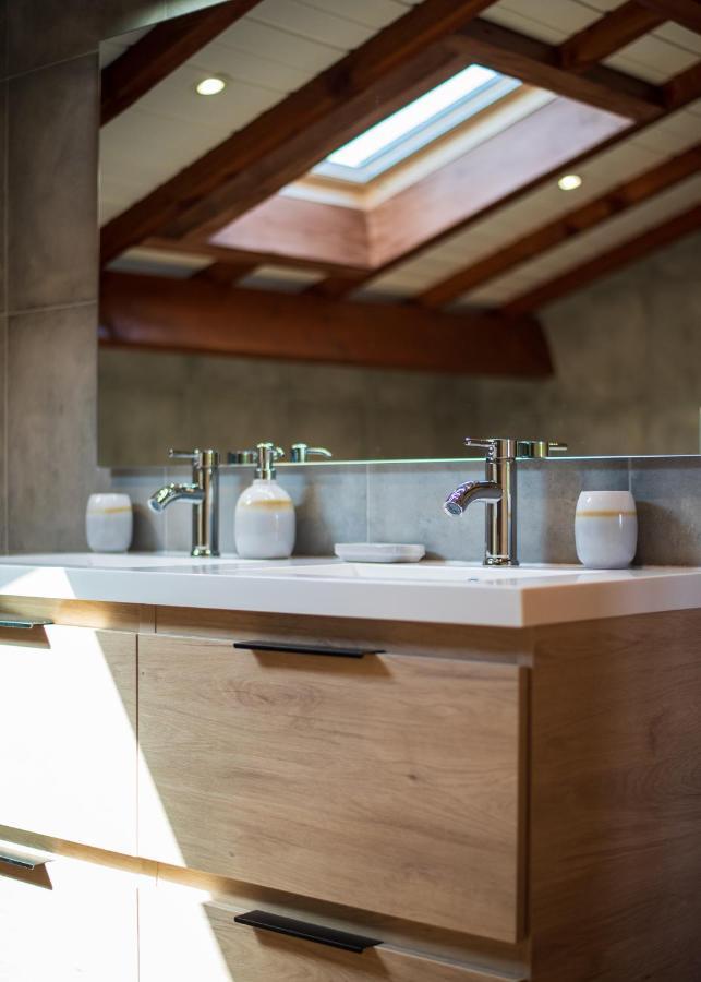 Chambre Vigne, Piscine Spa Fitness Lugon et l’Ile du Carney Buitenkant foto